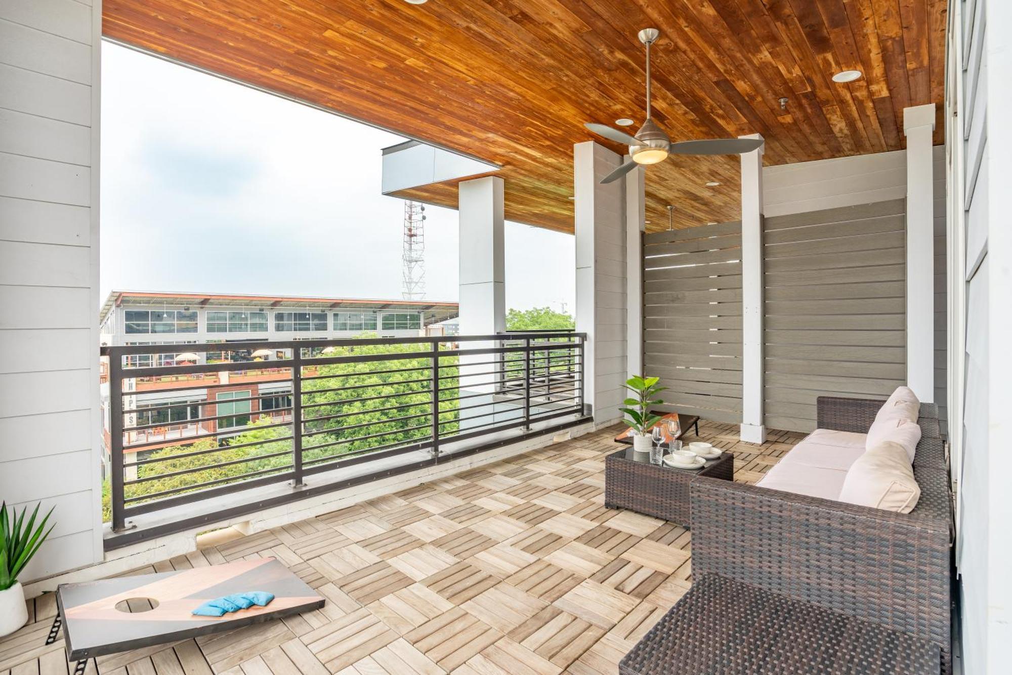 Riverwalk Penthouse Oasis W/Free Parking Gym Pool Сан-Антонио Экстерьер фото