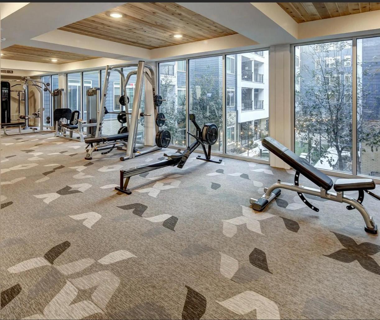 Riverwalk Penthouse Oasis W/Free Parking Gym Pool Сан-Антонио Экстерьер фото